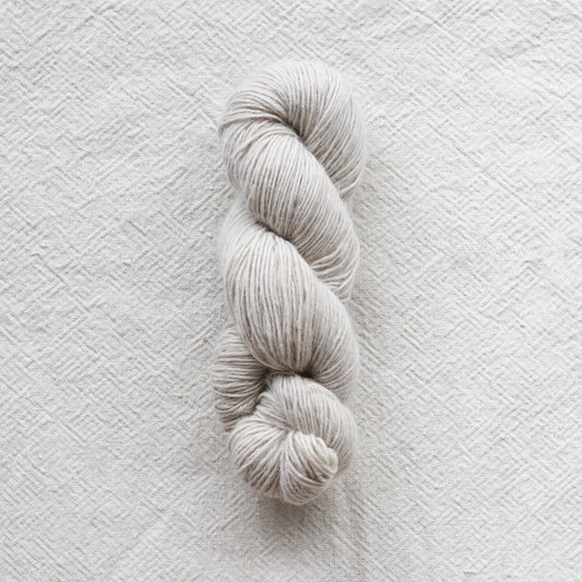 murmur(マーマー)/White x White | HELLO, HYGGE LIFE