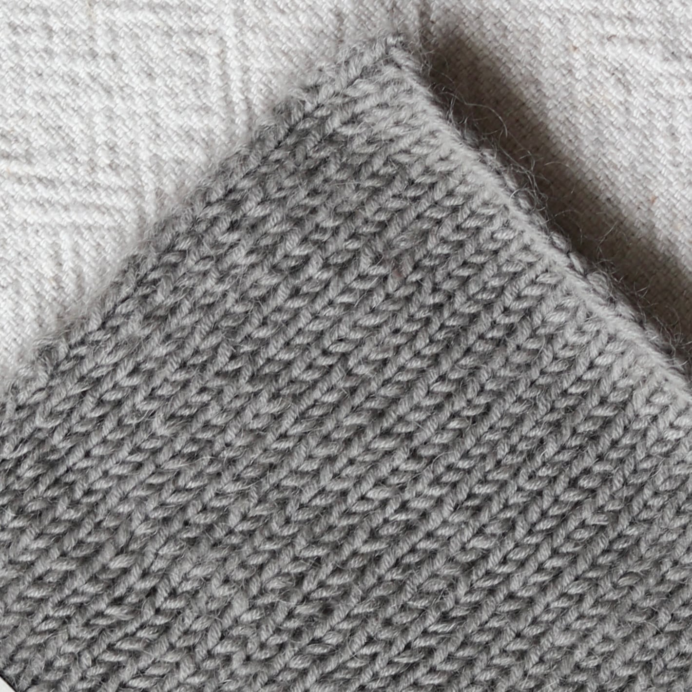 "murmur"マーマー/Light Grey x Light Grey | HELLO, HYGGE LIFE