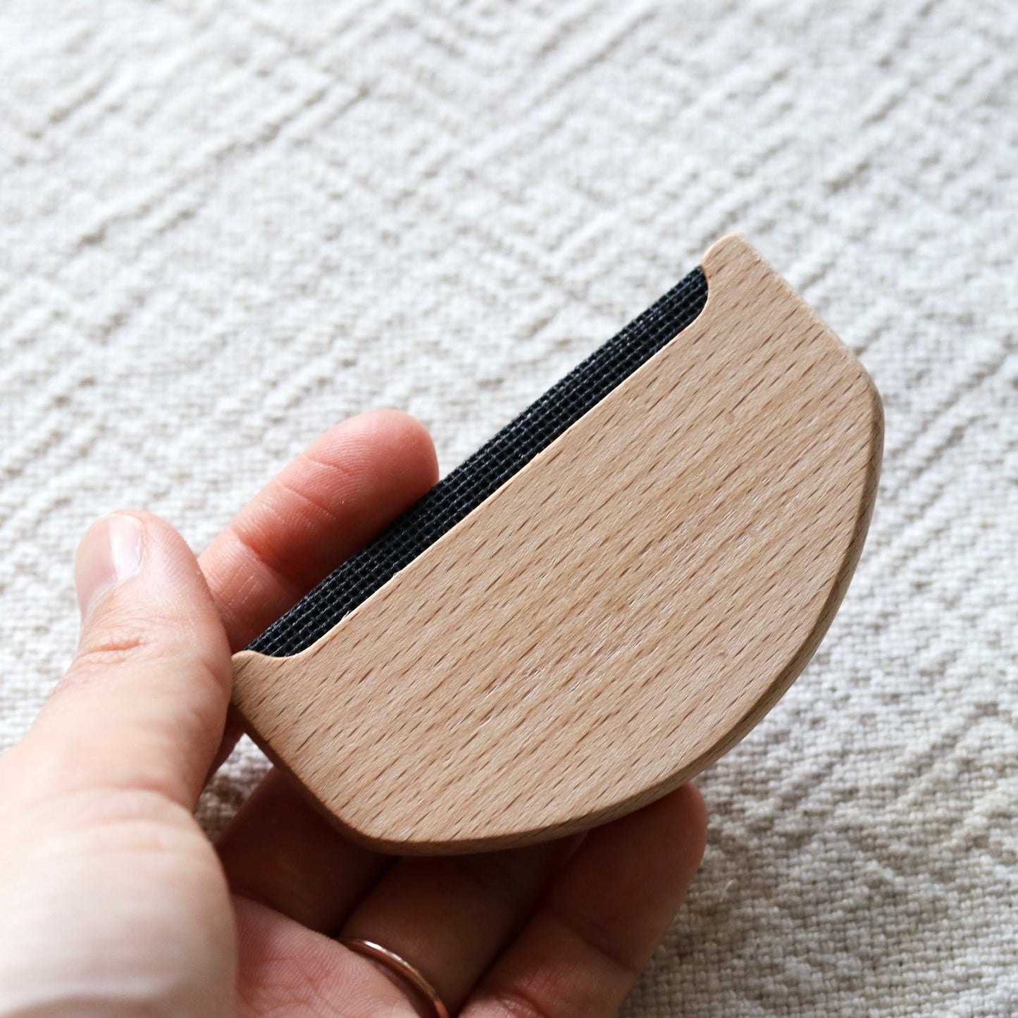 毛玉取りブラシ / Wool Comb | HELLO, HYGGE LIFE