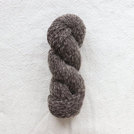 murmur（マーマー）/ Dark Brown x Beige | HELLO, HYGGE LIFE